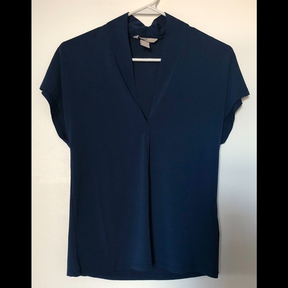H&M Tops - NWOT H&M Blue V-neck Top